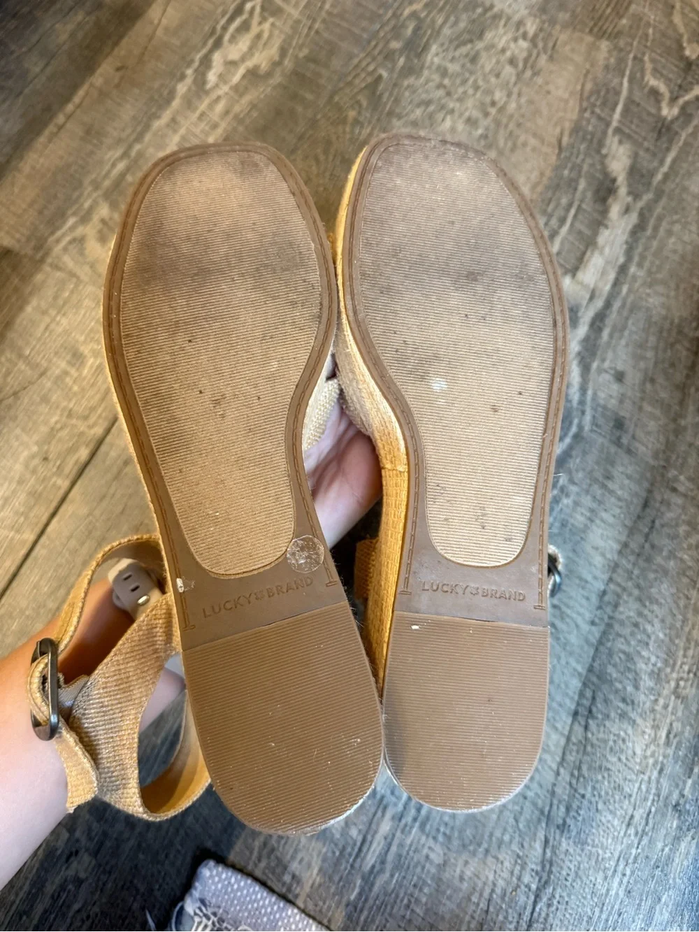 Lucky Brand chic woven